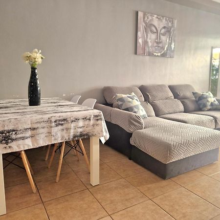 Spacious Independent Chalet Next The Airport - Sea Сан-Исидро Экстерьер фото